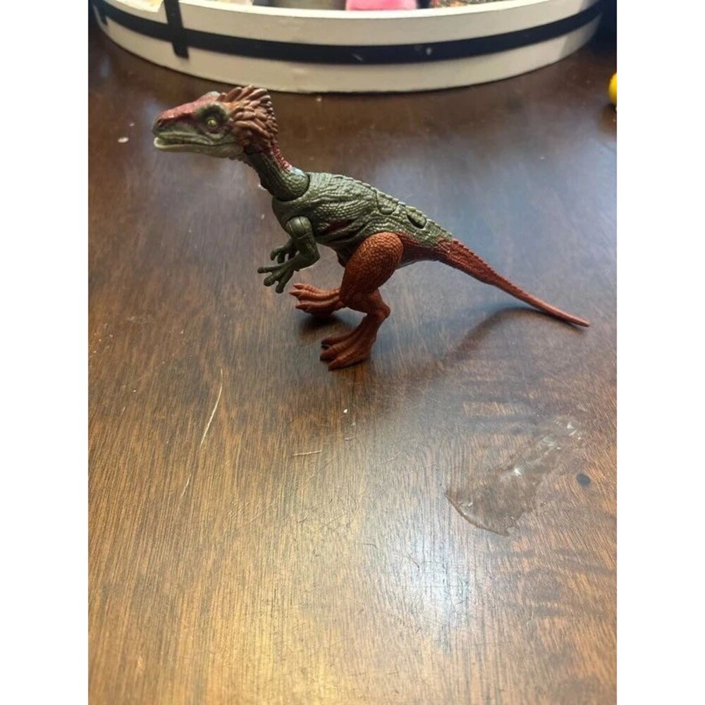 Jurassic World Dominion Extreme Damage Coelurus